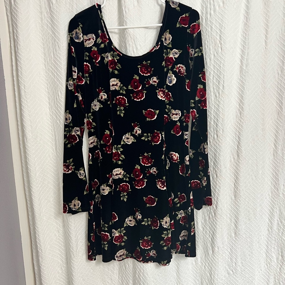 Floral Long Sleeve Floral Velvet Dress